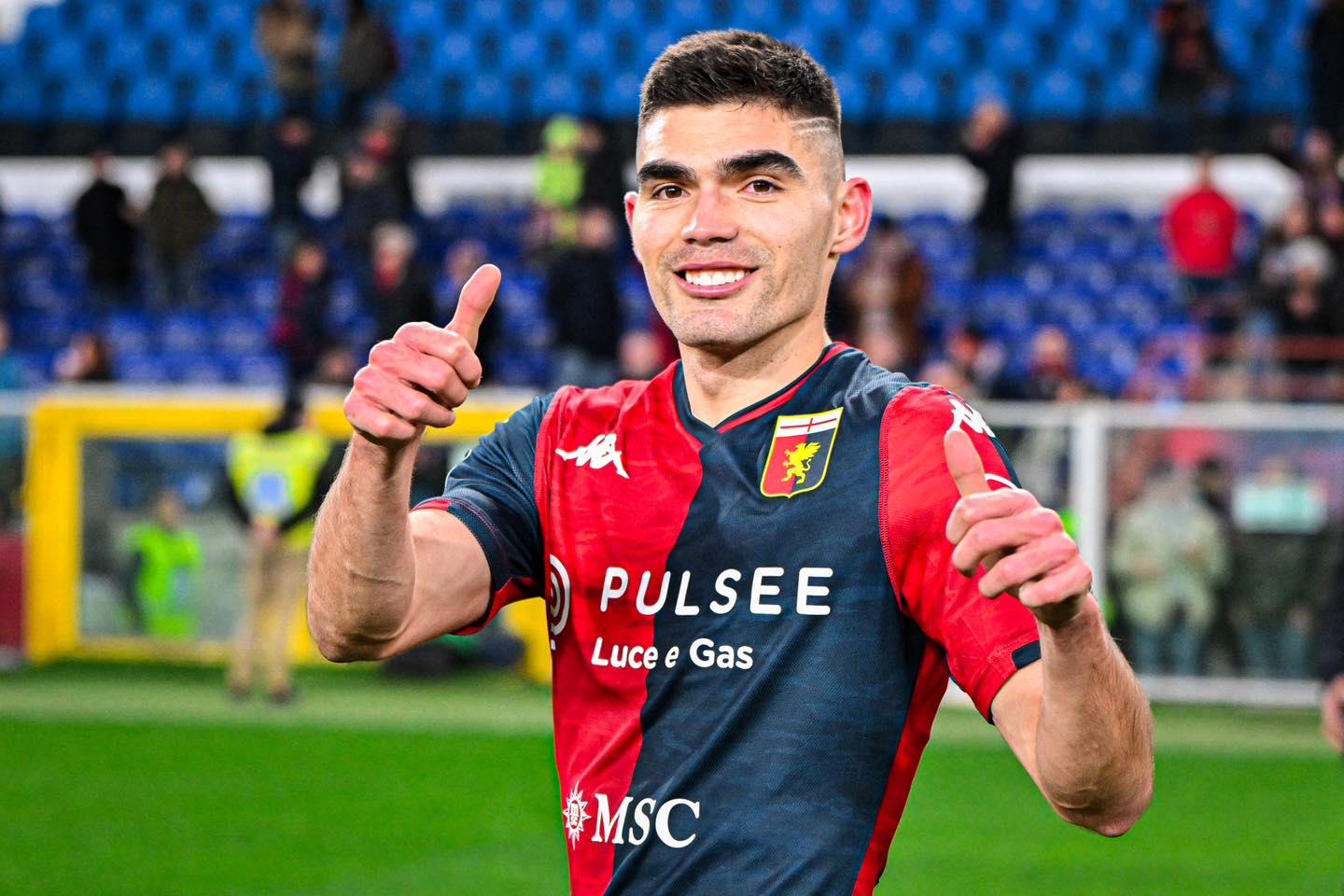 Genoa, Vásquez: "De Rossi trasmette aura. Difficoltà? Sono parte della vita, bisogna essere professionali"