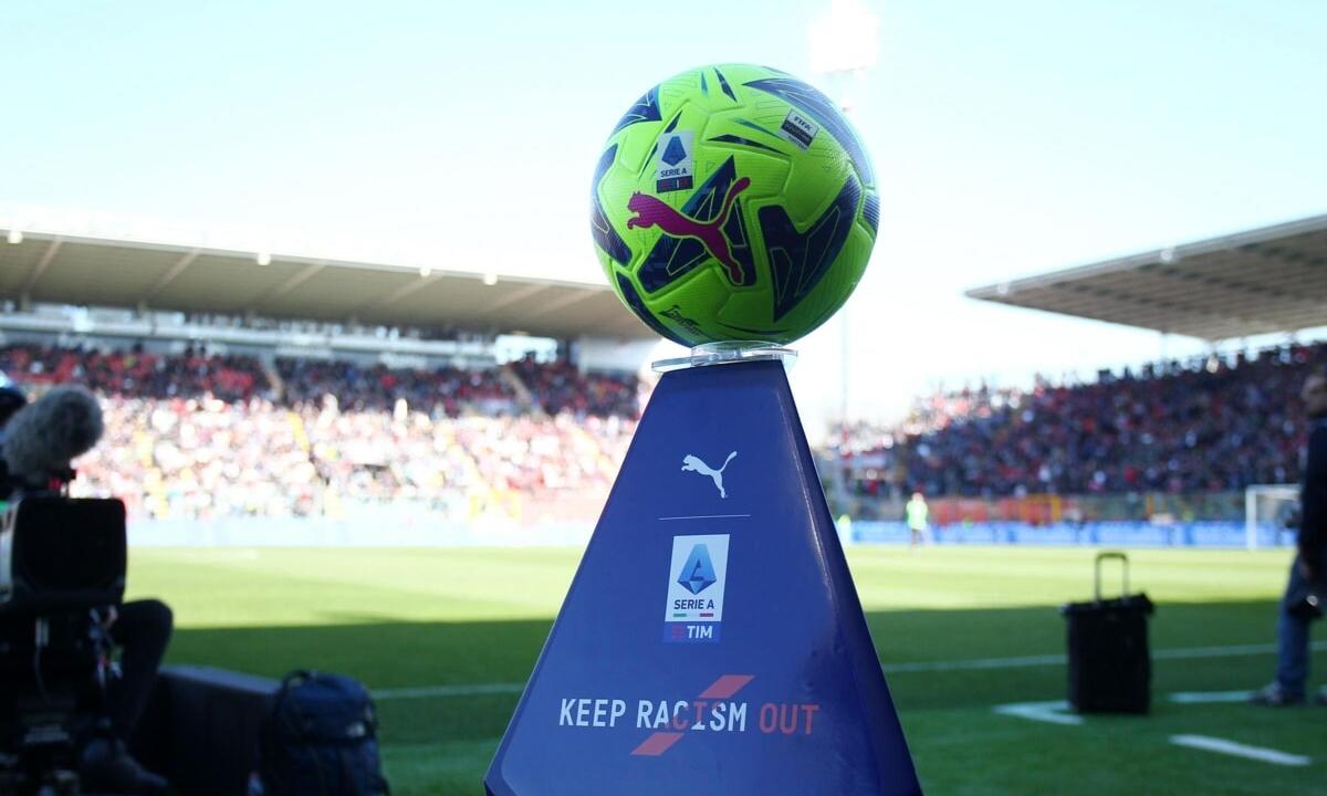 Serie A: oggi Genoa-Fiorentina e altre quattro gare. Il programma completo