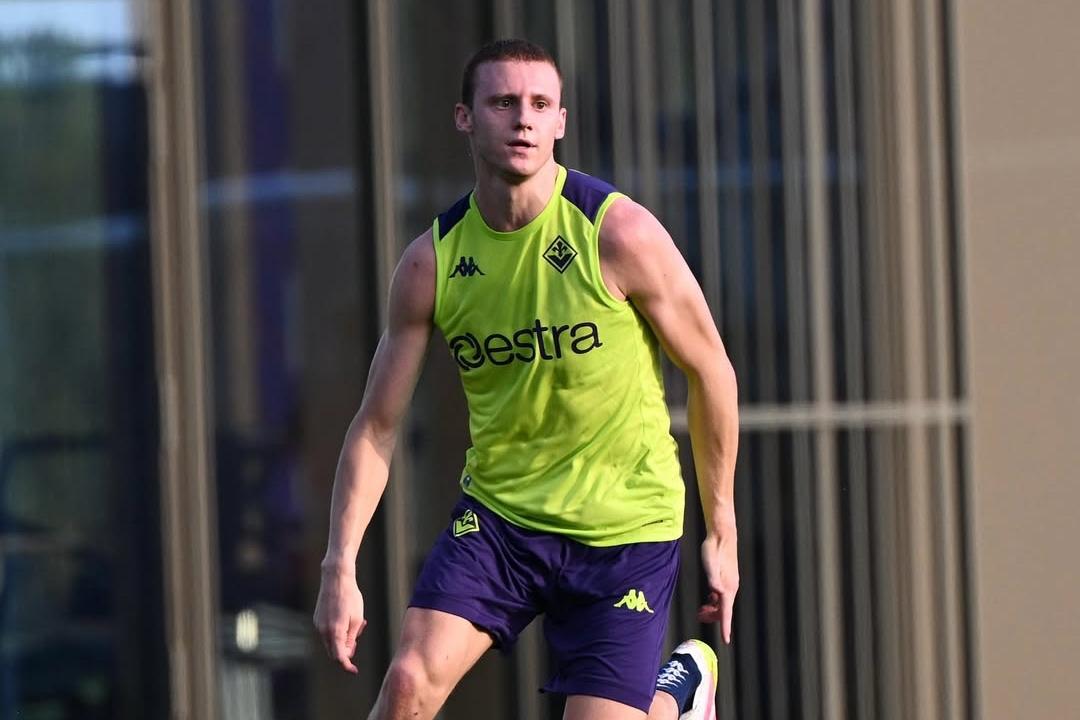 Comuzzo sulla crisi viola: "Attraverso le difficoltà si cresce. Ne usciremo da grande gruppo"