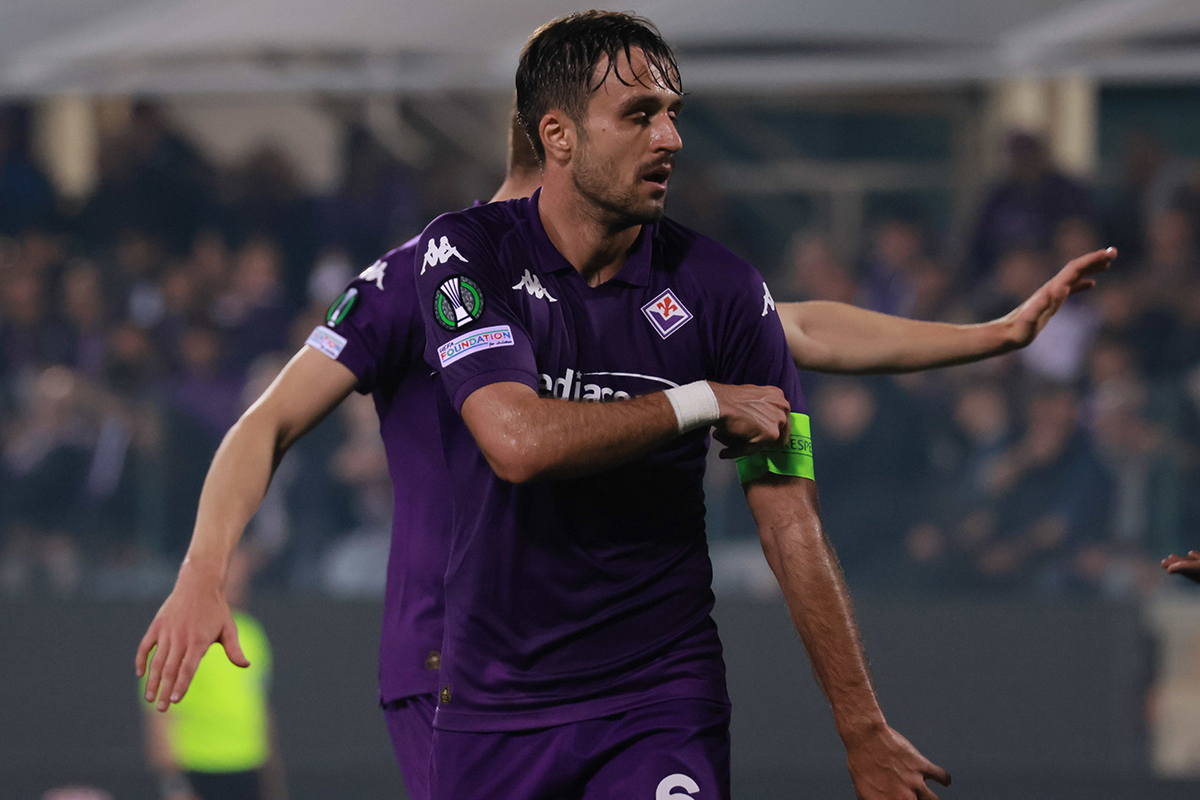 Nazione: Si accende il dibattito sul capitano. Ranieri, De Gea o Gosens: a chi la fascia?