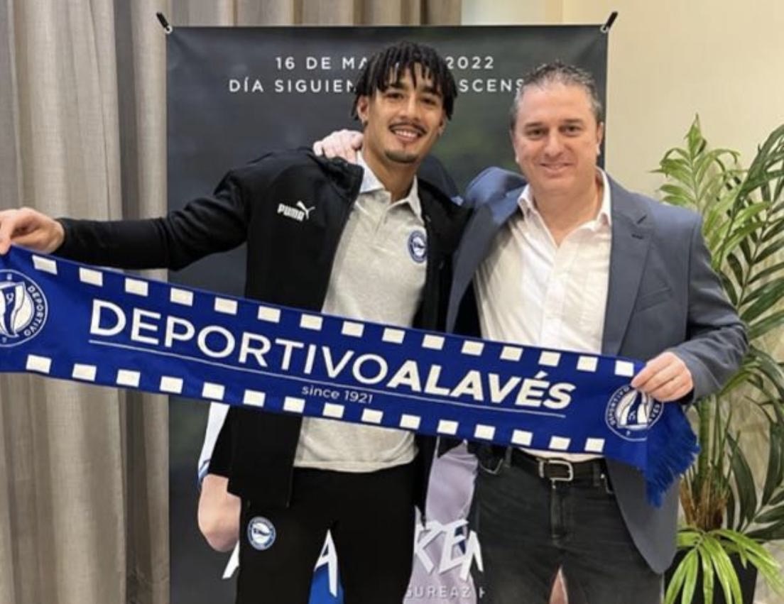 Ag. Benavidez a LaViola.it: “Futuro? Dipenderà dall’offerta. Carlos adatto alla Serie A”