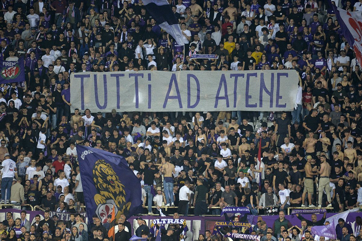 Viola ad Atene, partita la missione Conference. La chiusura di un cerchio, Italiano con un grande dubbio