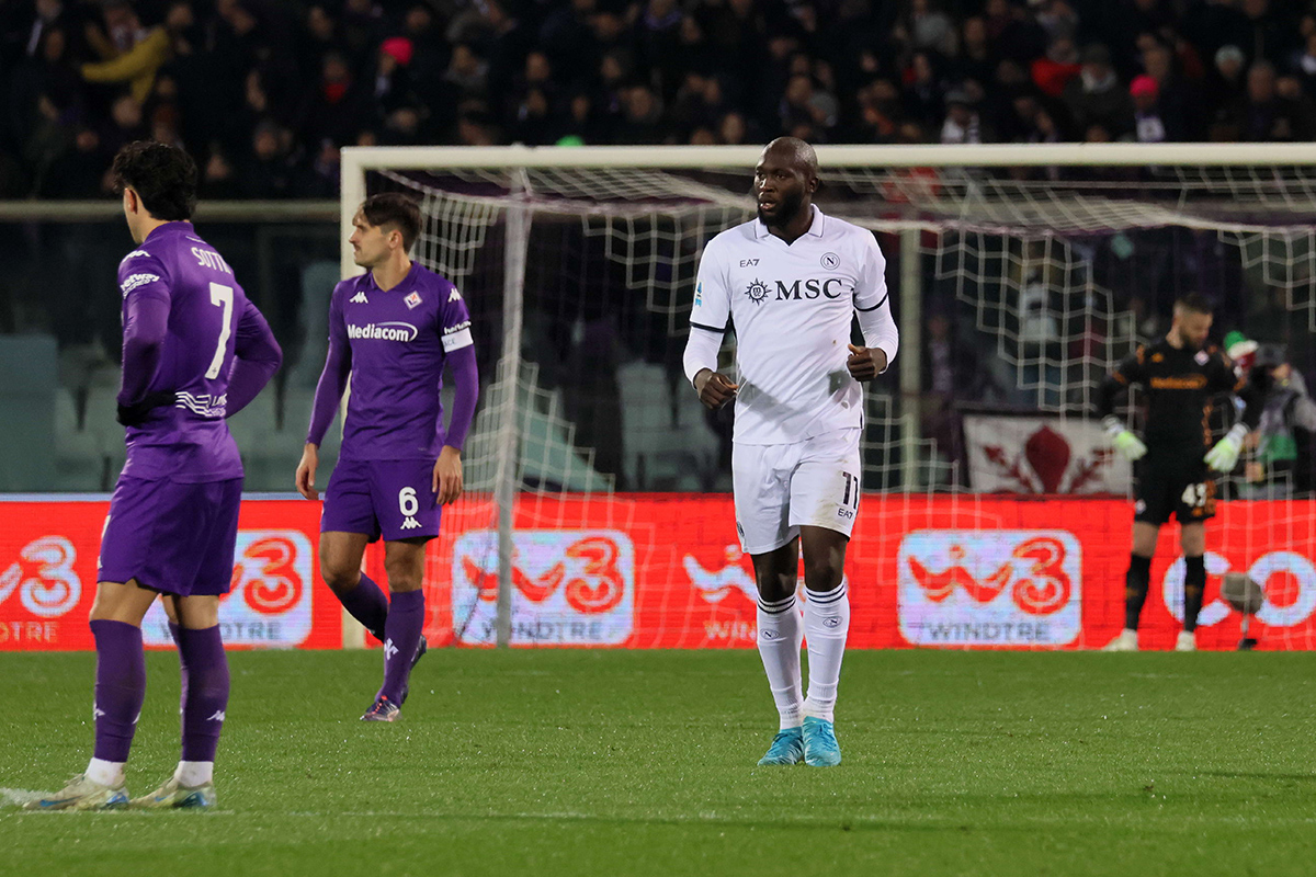 Napoli, Lukaku rischia un lungo stop. C’è lesione, forse sarà operato