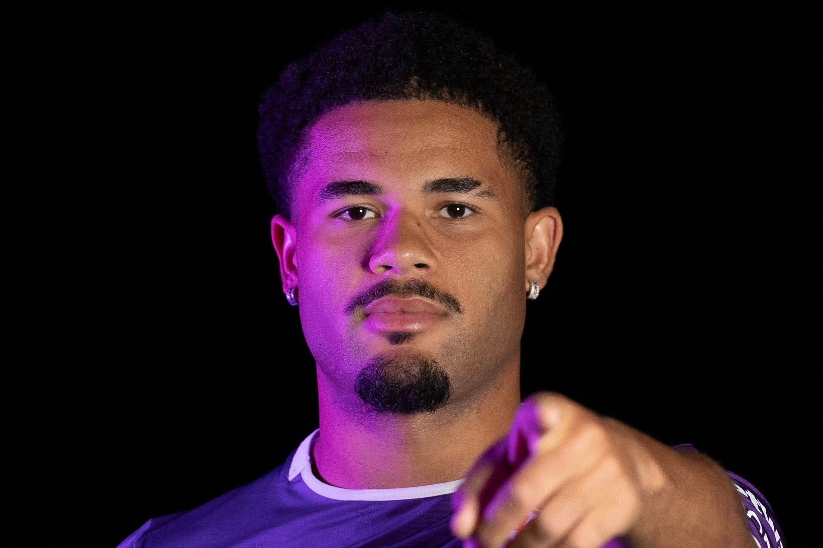 Domani la presentazione di Simon Sohm. Ecco l'orario