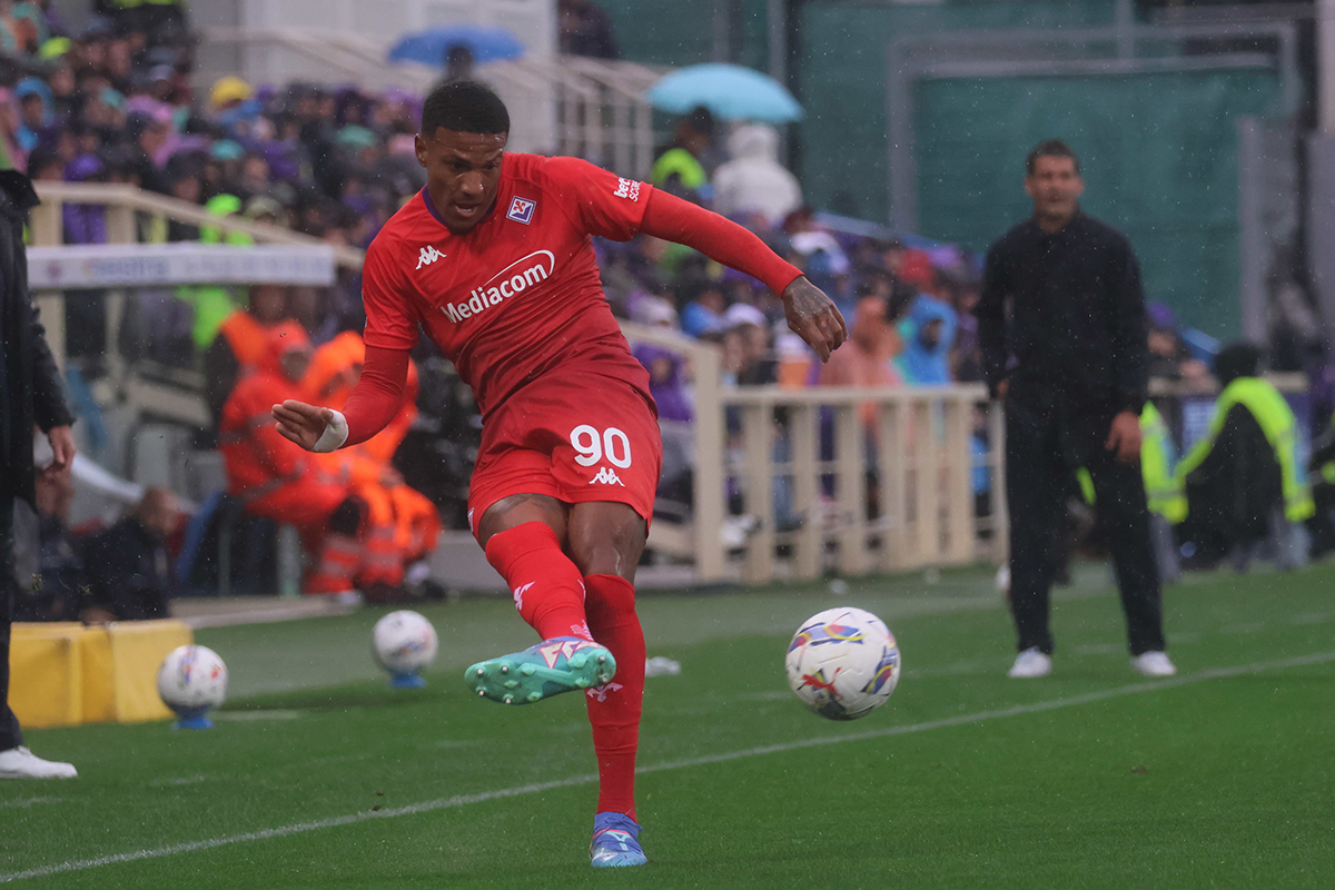 Ex viola, Cagliari in pressing su Folorunsho: la situazione