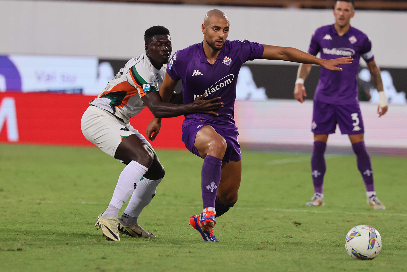 Amrabat in partenza per Istanbul per sostenere le visite mediche col Fenerbahce