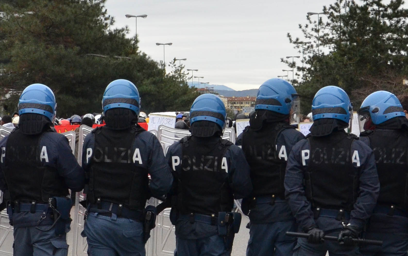 Napoli, notte di follia post Scudetto. Rapine, aggressioni e 120 feriti