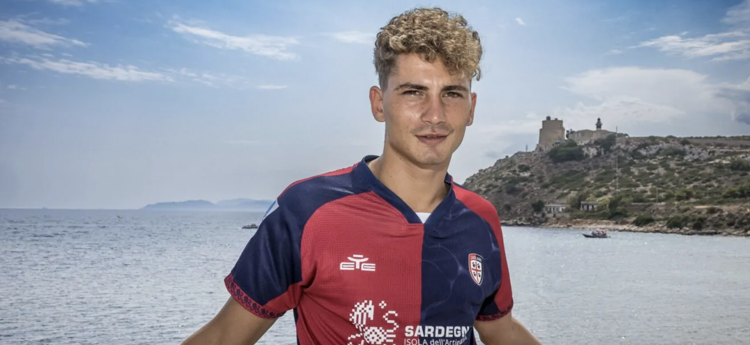 Ex obiettivi, arriva l'ufficialità per Sebastiano Esposito al Cagliari