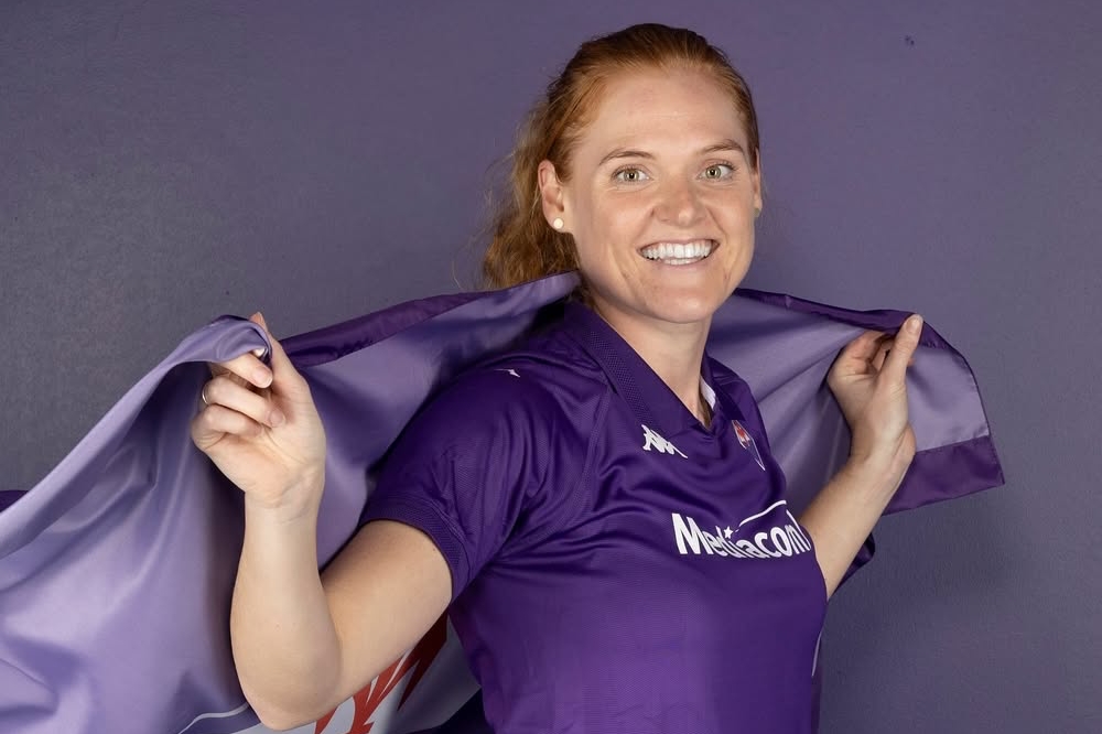 Femminile, Ballisager ceduta al Bayern Monaco