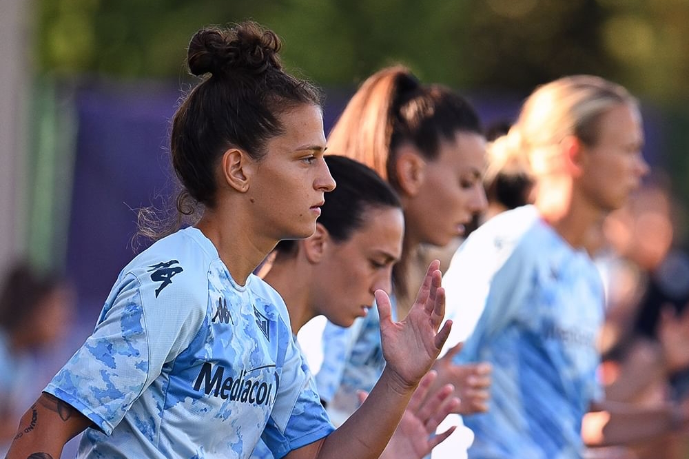 Femminile, Fiorentina in campo contro l'Ajax per il sogno Champions. La formazione ufficiale