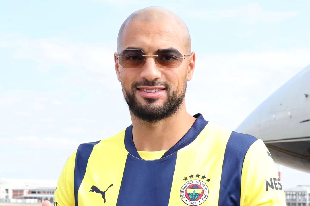 Vicepresidente Fenerbahce: "Amrabat ha ricevuto 10 offerte, ma voleva solo noi. Grande persona"