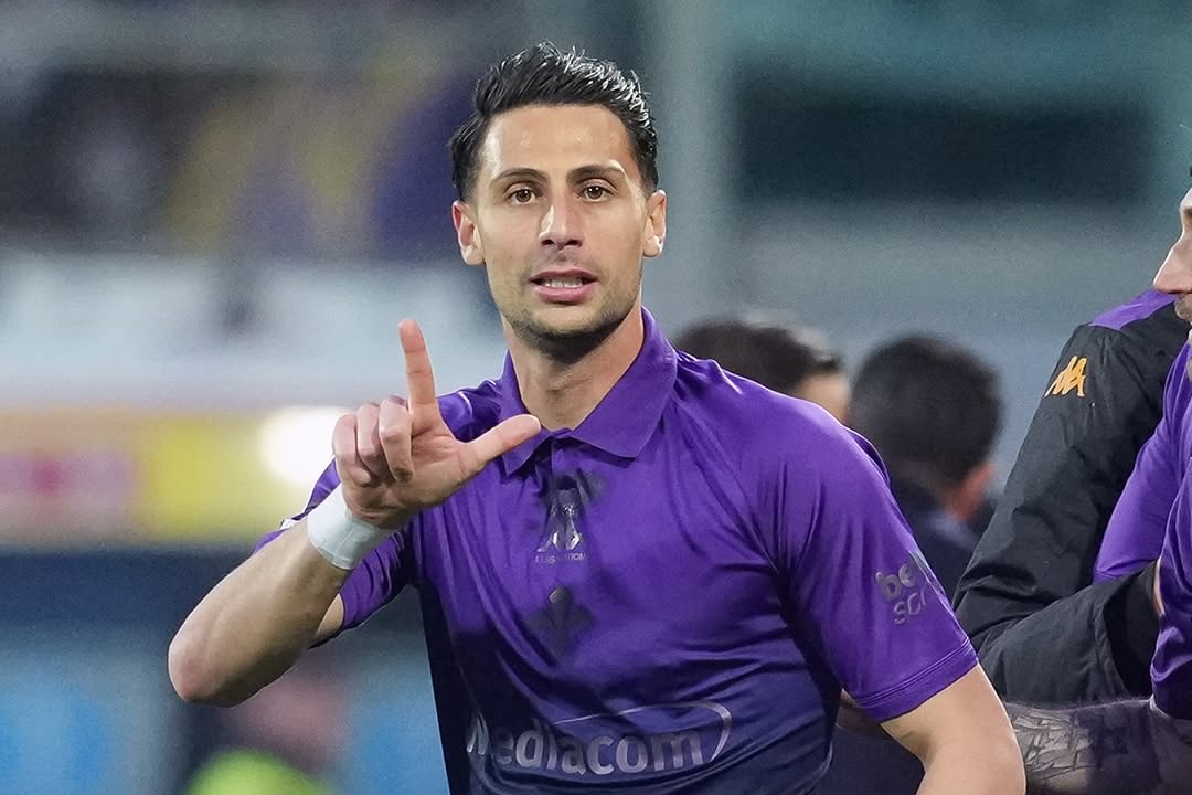 Dalla Spagna: tra oggi e domani l’incontro tra Fiorentina e ag. Mandragora. Il Betis aspetta