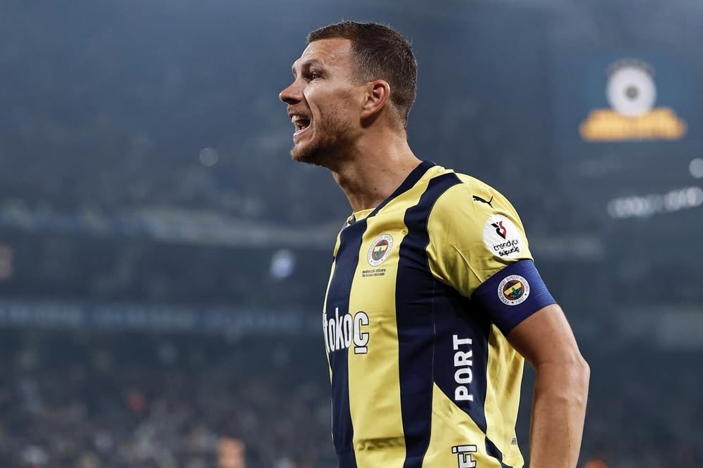 Gazzetta: Dzeko ha anche una valenza cautelativa. Valida alternativa in caso di addio di Kean