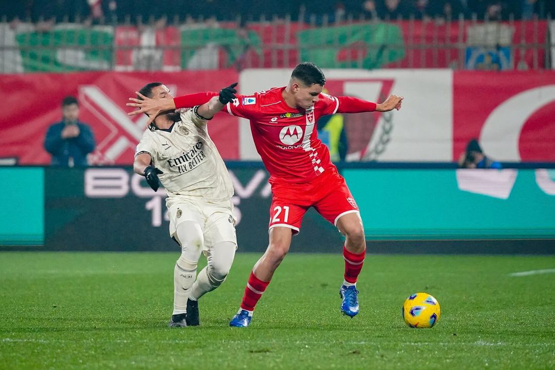 Carboni, dopo il no alla Fiorentina l'Inter è pronta a sacrificarlo