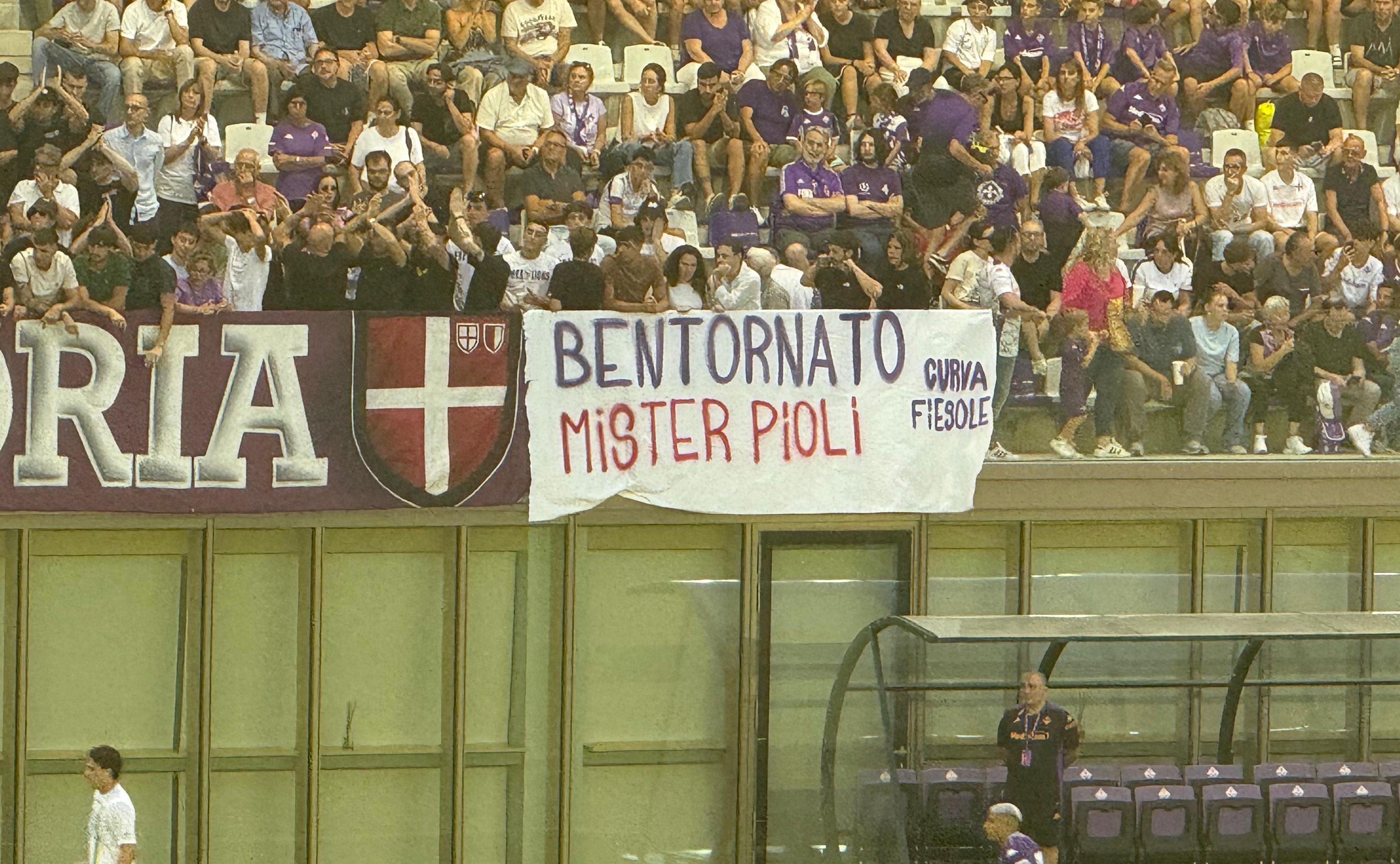 "Pioli uno di noi", la Fiesole celebra il ritorno del tecnico a Firenze (FOTO)