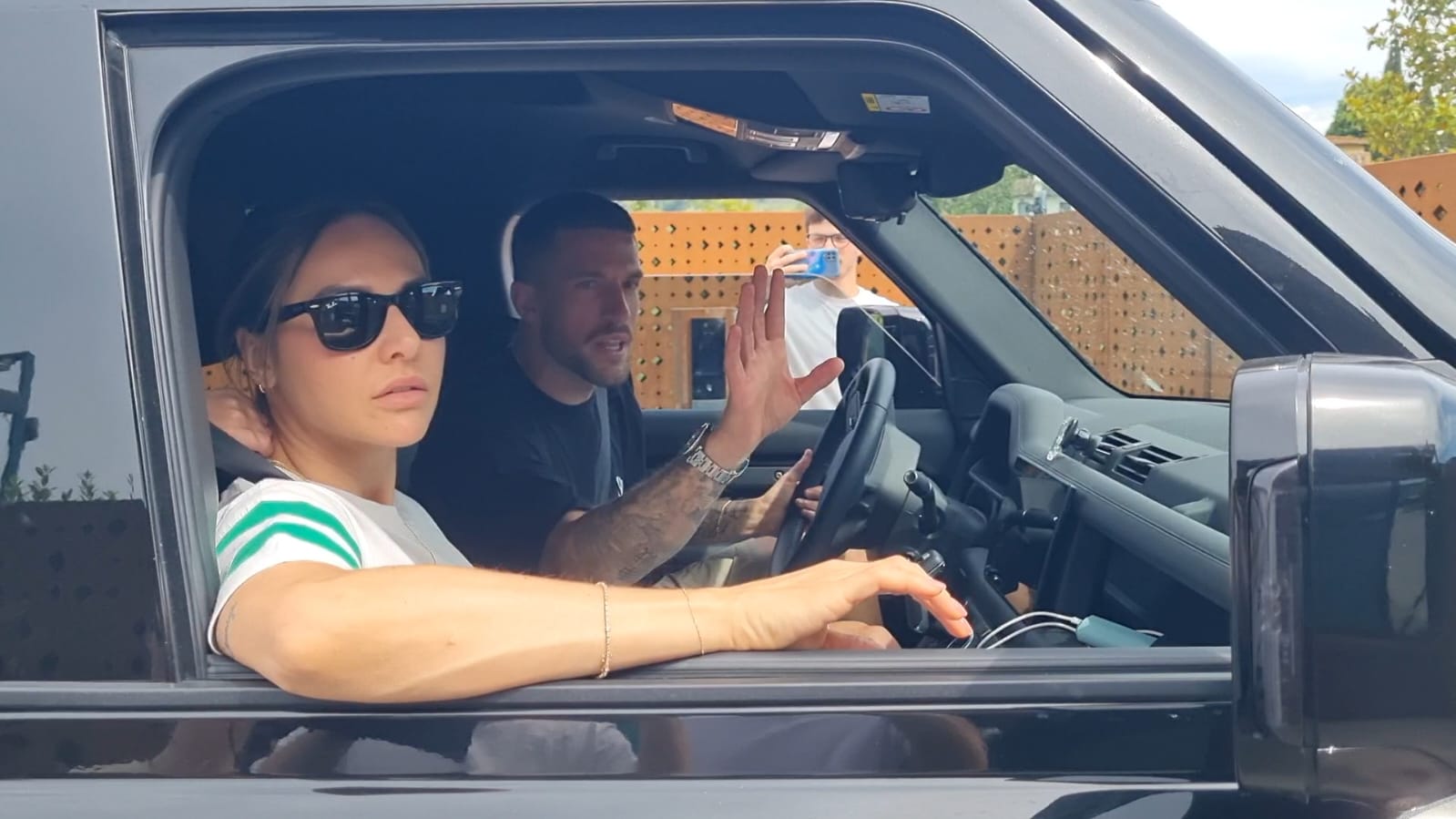 Al Viola Park arriva Biraghi. Ma solo per prendere degli effetti personali (FOTO VI.IT)