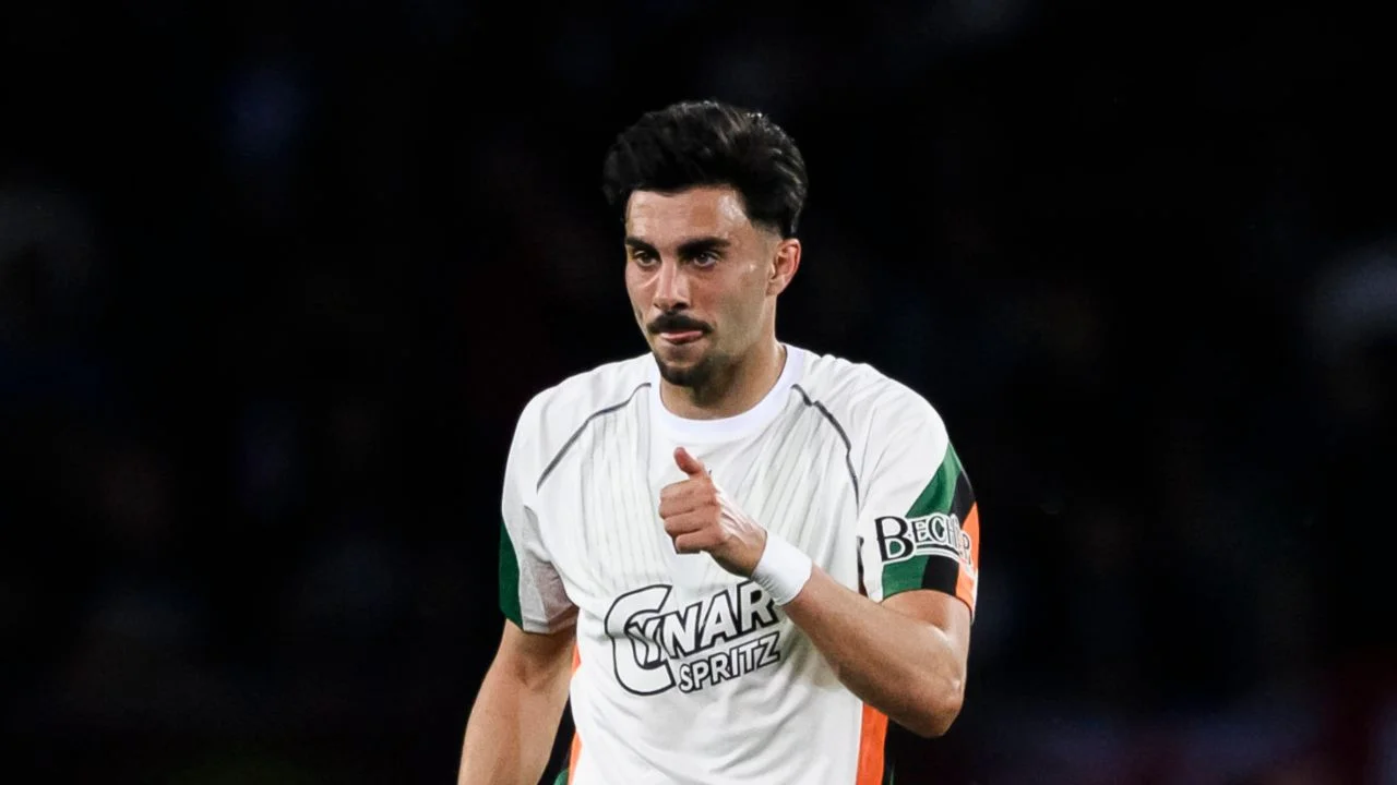 Venezia, si lavora al recupero di Kike Perez in vista del match contro i viola