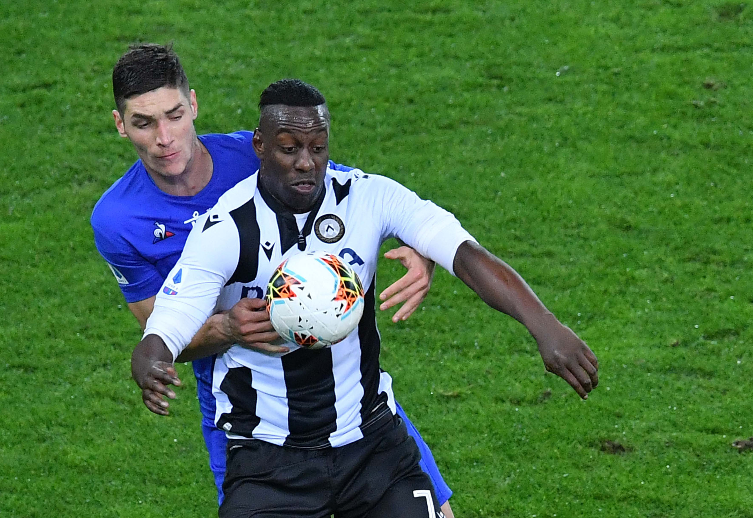 Okaka: "Dzeko è un fuoriclasse, un acquisto fantastico per i viola. Kean? Ora l'asticella si alza"