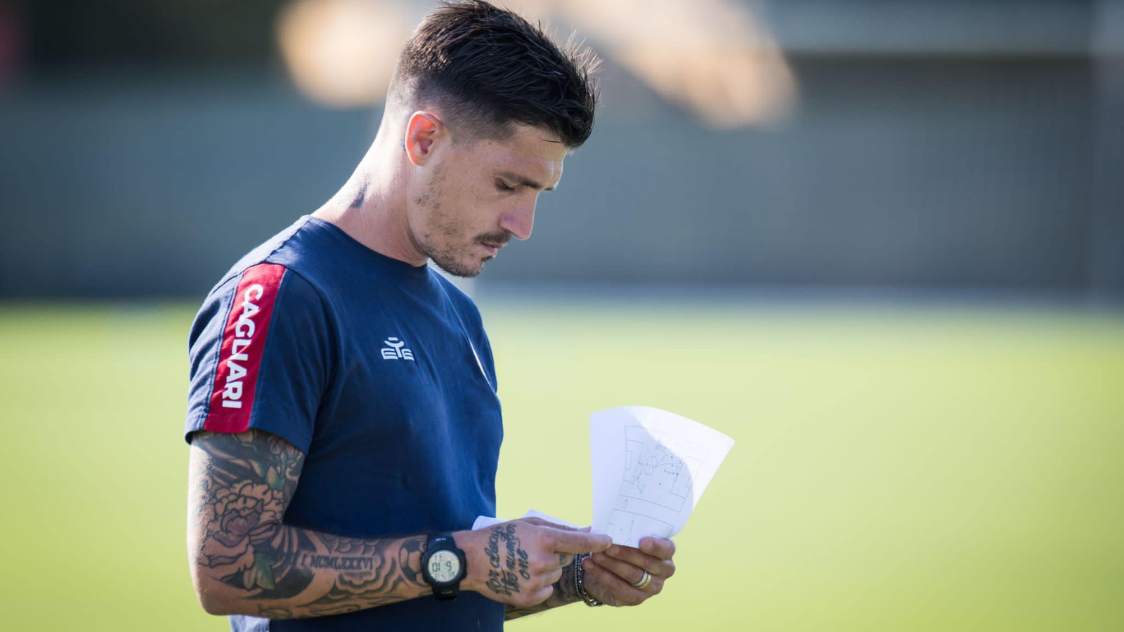 Cagliari, Pisacane: "Speravo che Piccoli restasse. Fiorentina feroce nelle transizioni"