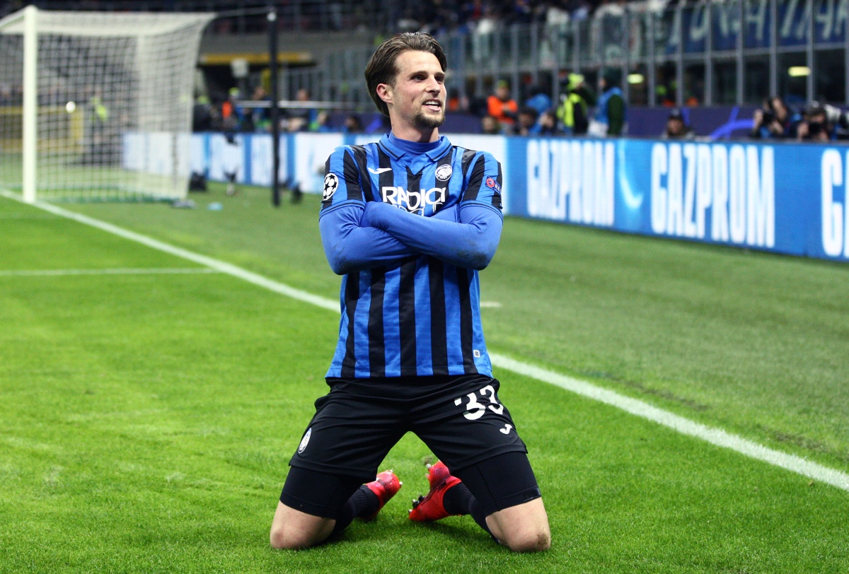 Obiettivi, per Hateboer il Sassuolo è in vantaggio su Fiorentina e Cagliari