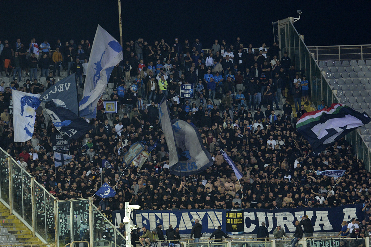 Verso Fiorentina-Napoli, non ci saranno gli ultras partenopei: "Zero dignità"