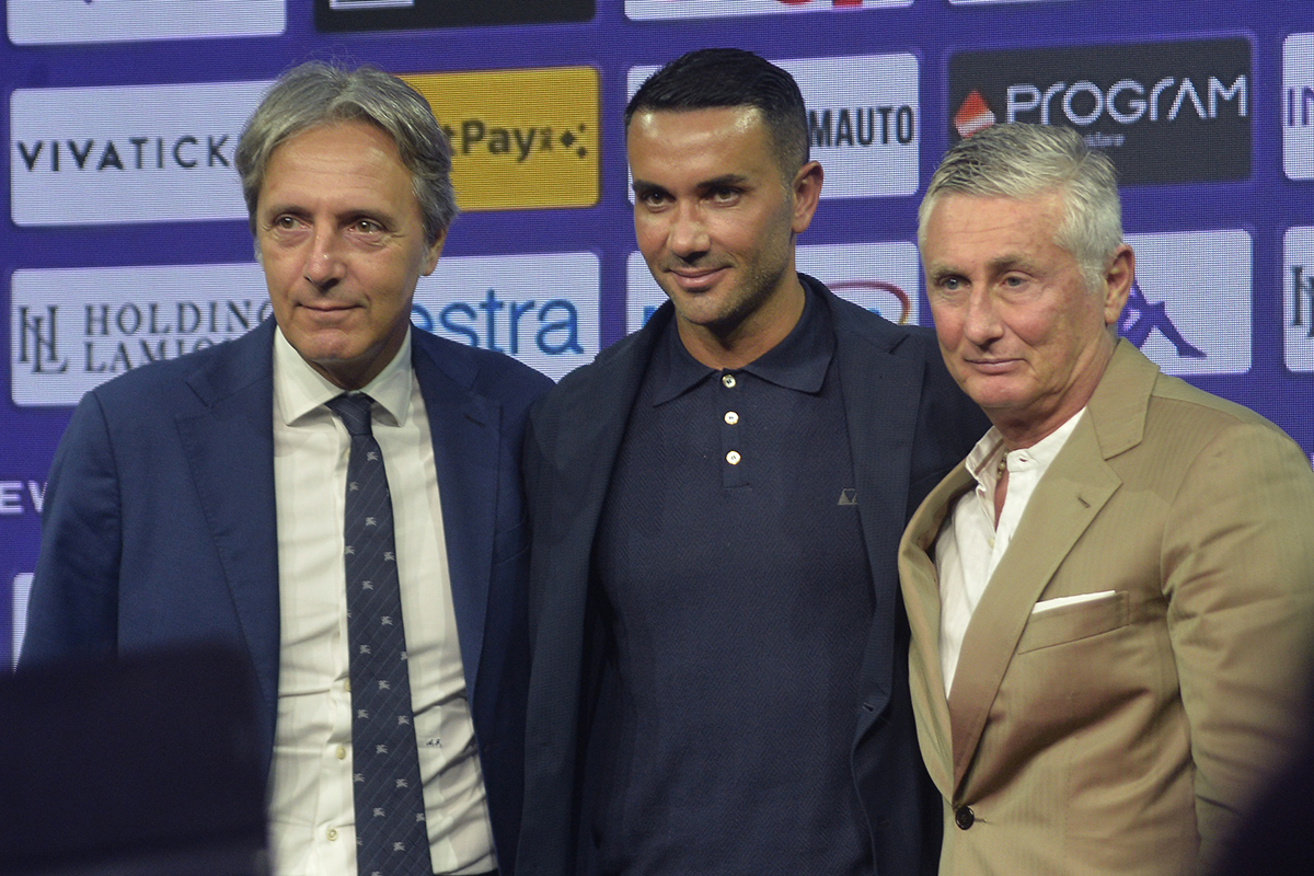 Tutte le contraddizioni di una stagione da mangiarsi le mani. L'ambizione è rimandata, il futuro è un rebus