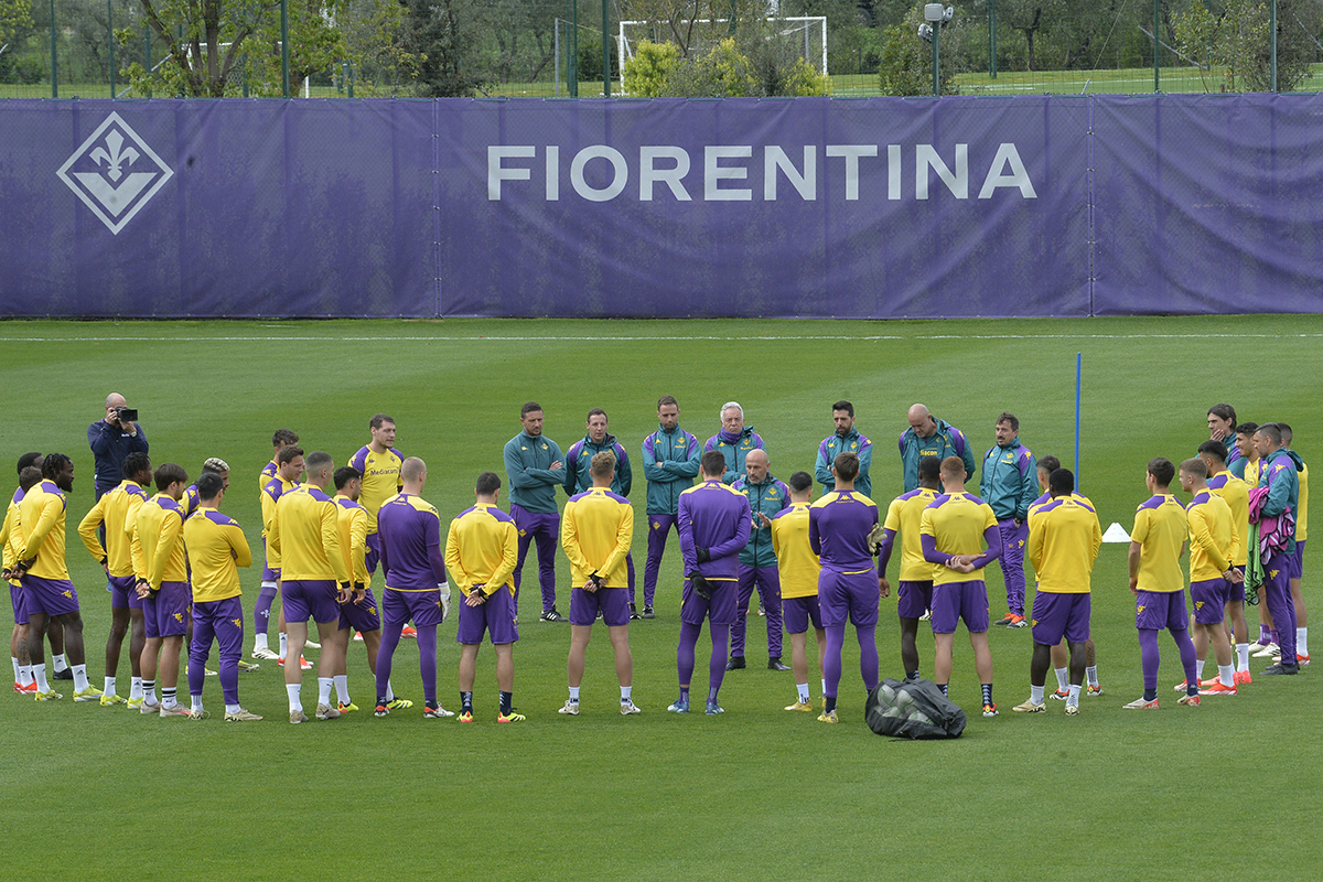 Rifinitura della Fiorentina al Viola Park, discorso di Italiano alla squadra (FOTO e VIDEO VI.IT)