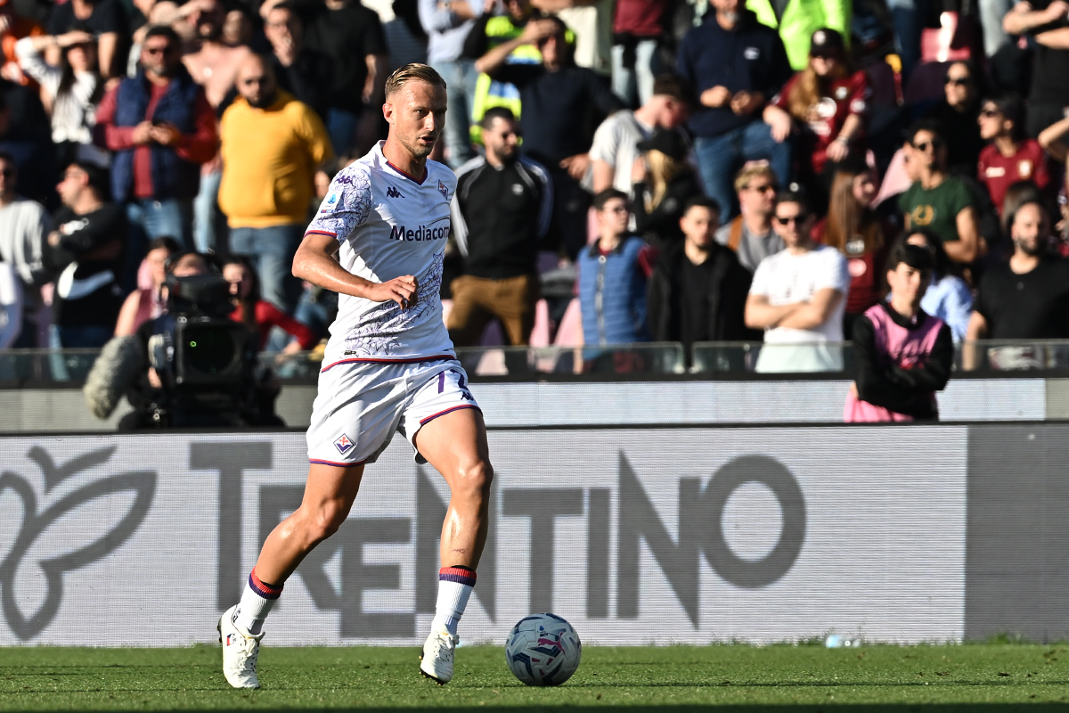 Le fatiche di quel nueve 'taroccato': basta mettere un centravanti per vincere. Prezioso il rientro di Castro