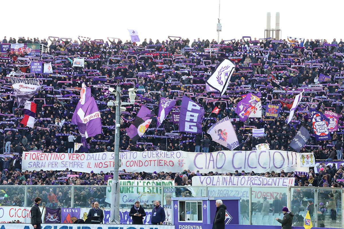 Gli omaggi a Ciccio del Fiorenza durante Fiorentina-Torino
