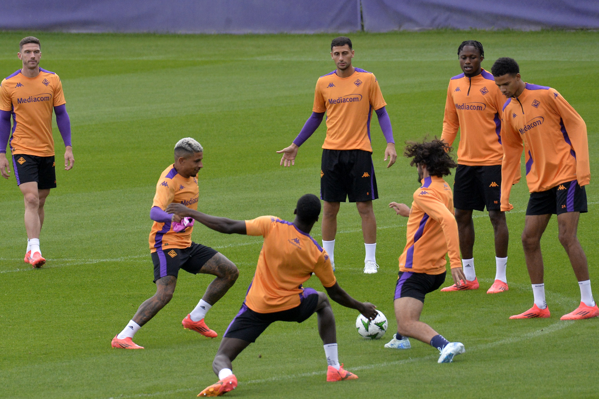 Zola: "Fiorentina lavora bene. Spero possa vincere la Conference"