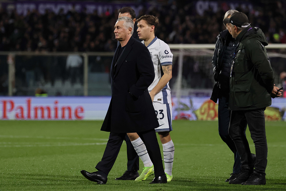 La grande paura per Bove, il defibrillatore in ambulanza e la carezza di Pradè a Palladino