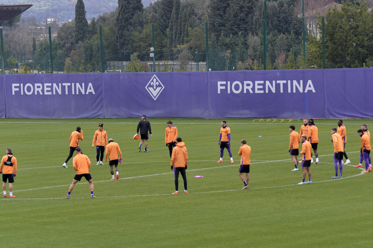 Fiorentina, il programma di oggi: ripresa degli allenamenti verso il Genoa