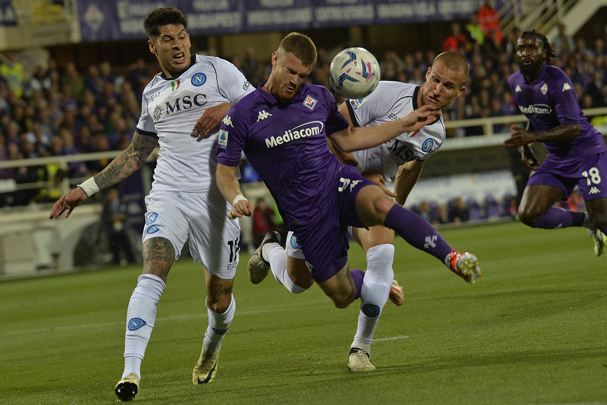 Fiorentina-Napoli a confronto: Conte guida la Serie A. Fuori casa 4 vittorie nelle ultime 5