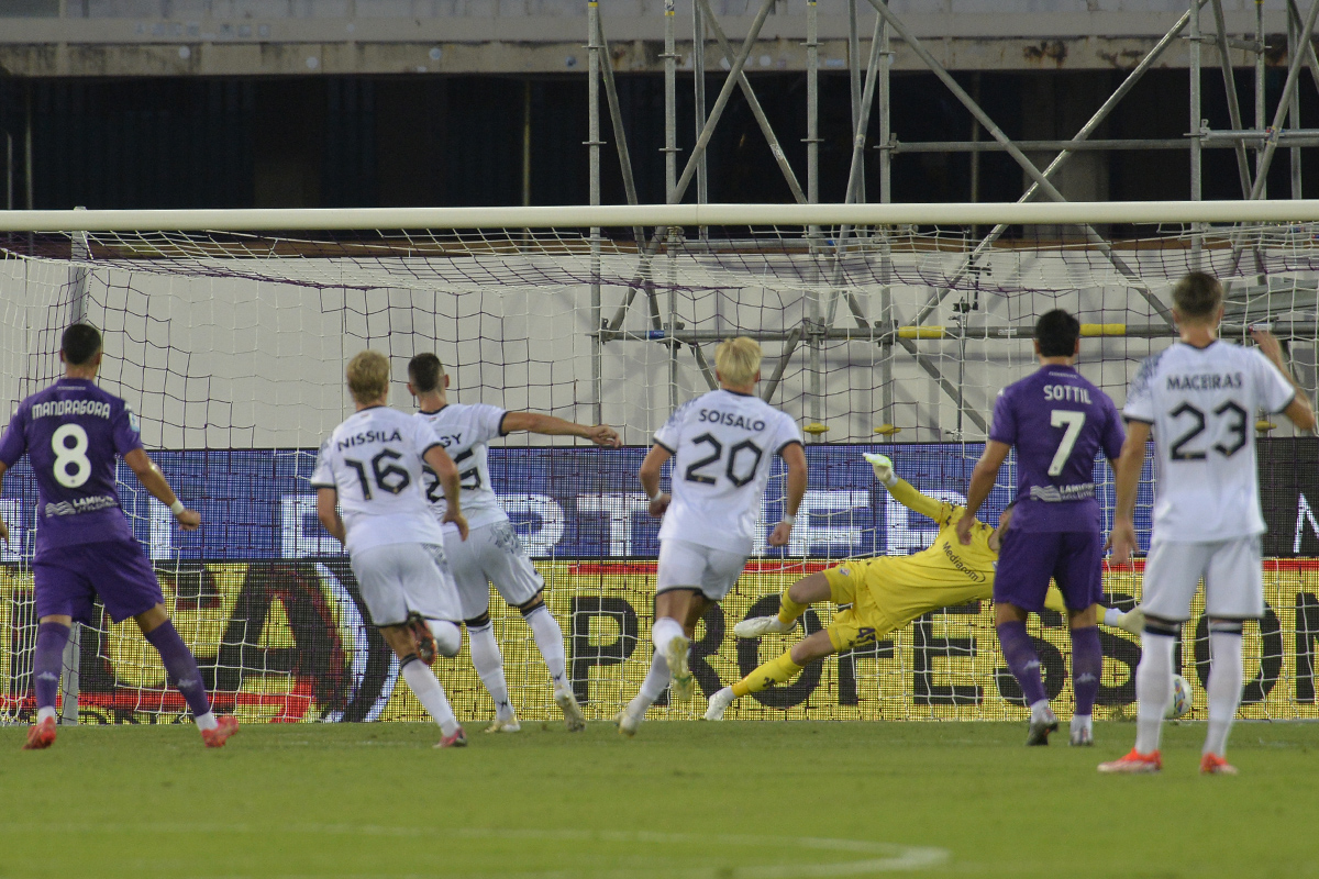 È calcio d’agosto. Ma iniziano a suonare campanelli d’allarme su tutti i fronti