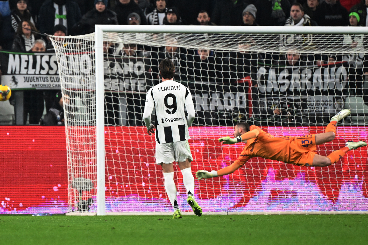 Tuttosport - Kolo Muani e Vlahovic assieme. Motta ci sta pensando