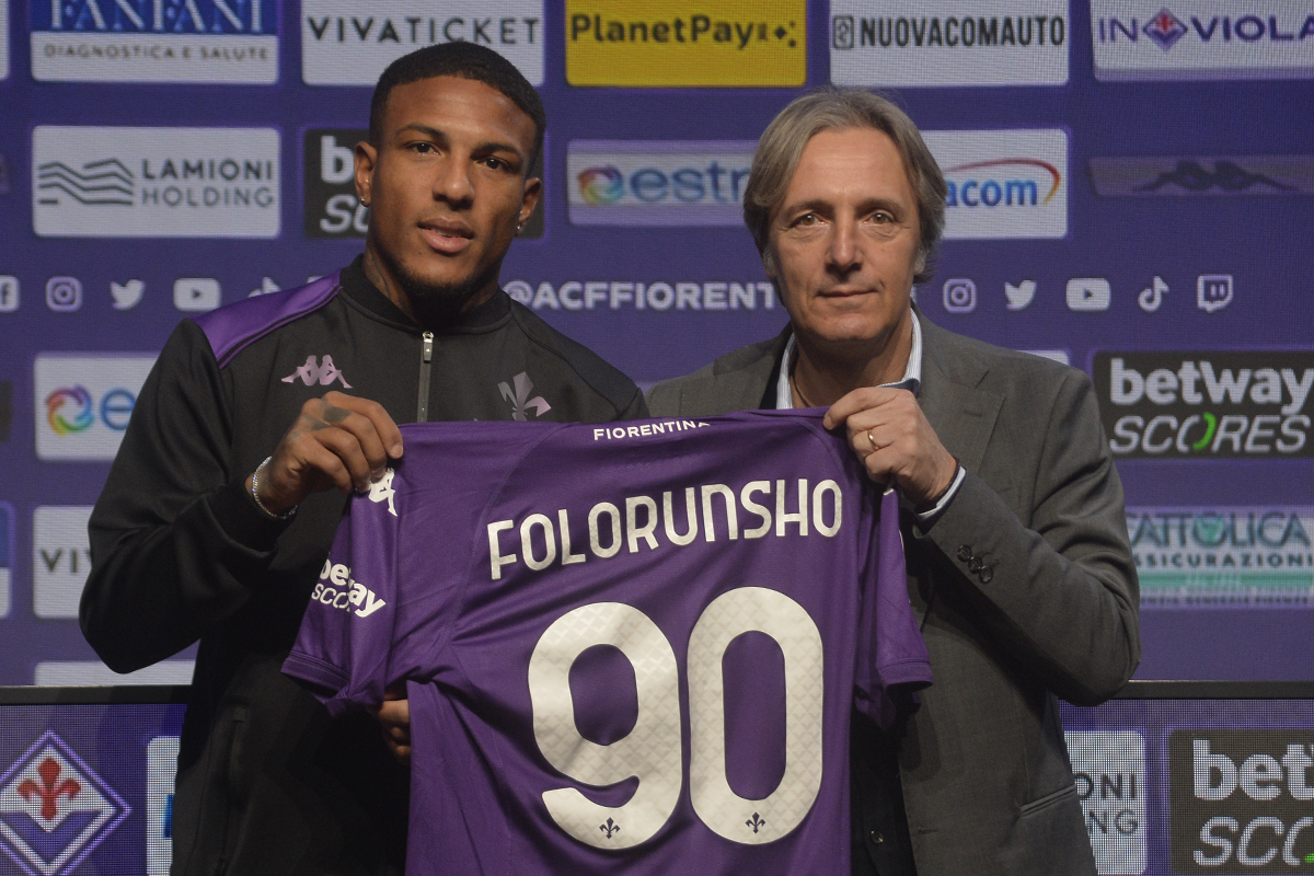 Ferrari: "Ho sentito il presidente. Siamo tutti uniti col mister. Usciremo dal momento difficile"