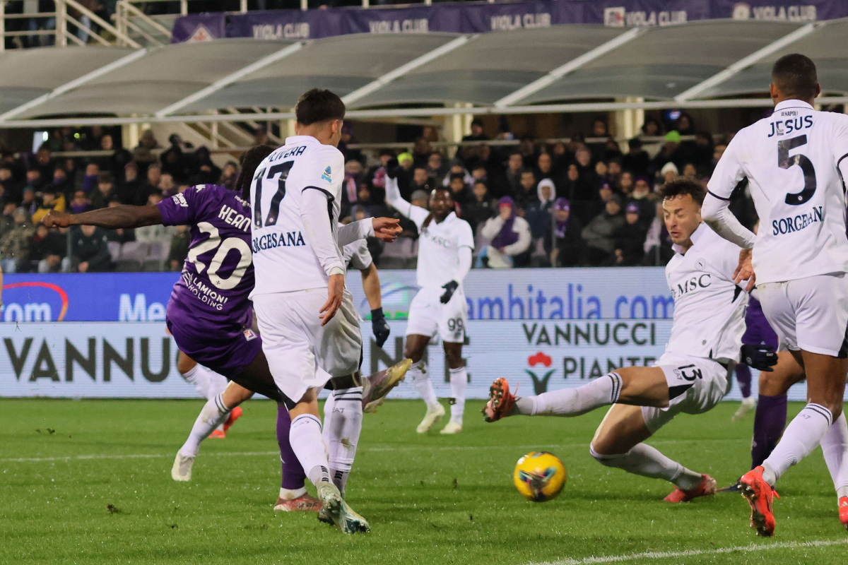 Napoli, tabù viola: settima gara senza vittorie in casa per i viola, record negativo