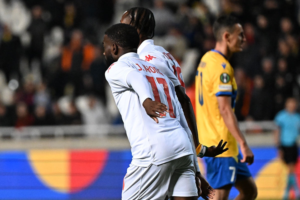 Un altro brutto primo tempo, ma stavolta niente ribaltone. Ikoné non basta