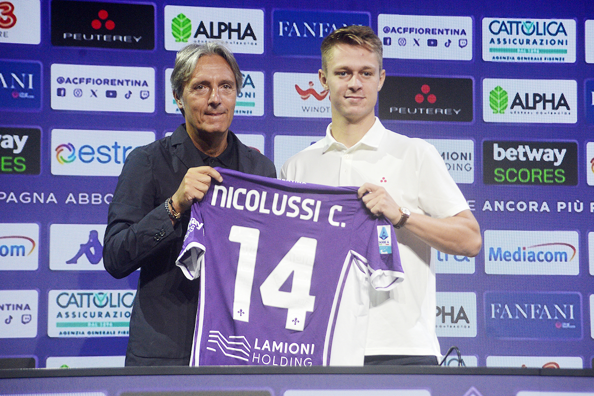 La Nazione – In mezzo è l’ora di Nicolussi Caviglia. Col Como si prenderà la regia viola