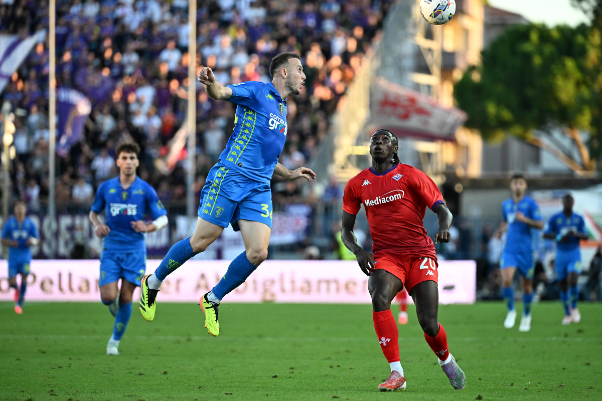 La difesa a 4 non è la soluzione a tutti i mali. Vince la voglia di non perdere