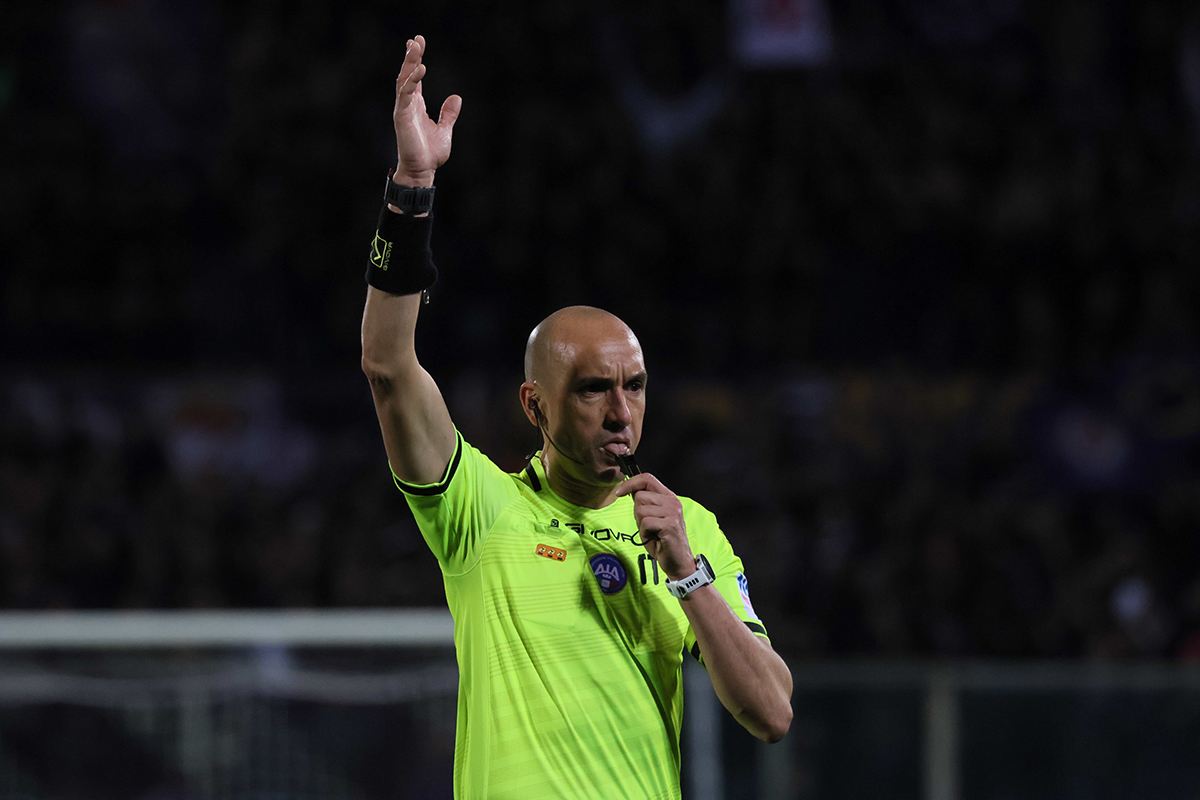 Serie A, c'è errore sul rigore negato al Milan. Fabbri e Mercenaro saranno fermati