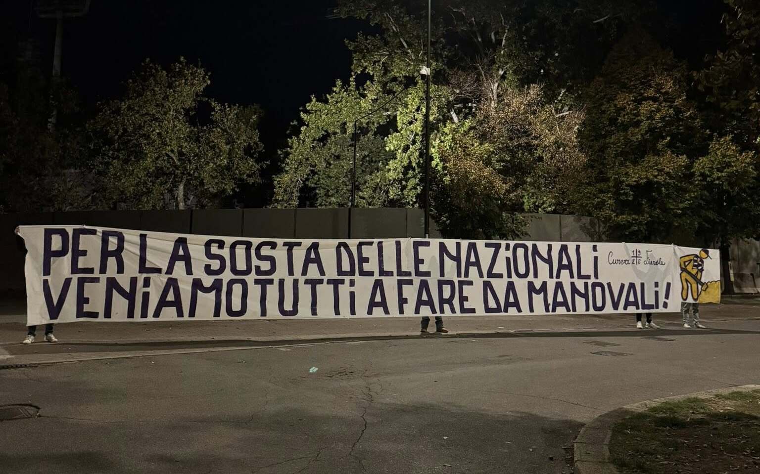 L'ironia della Fiesole sullo stadio: "Per la sosta Nazionali veniamo tutti a fare da manovali" (FOTO)