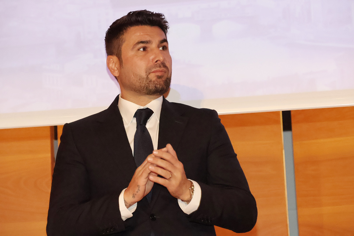 Partnership tra Fiorentina e Adrian Mutu Academy: la società legata all'ex viola diventa affiliata