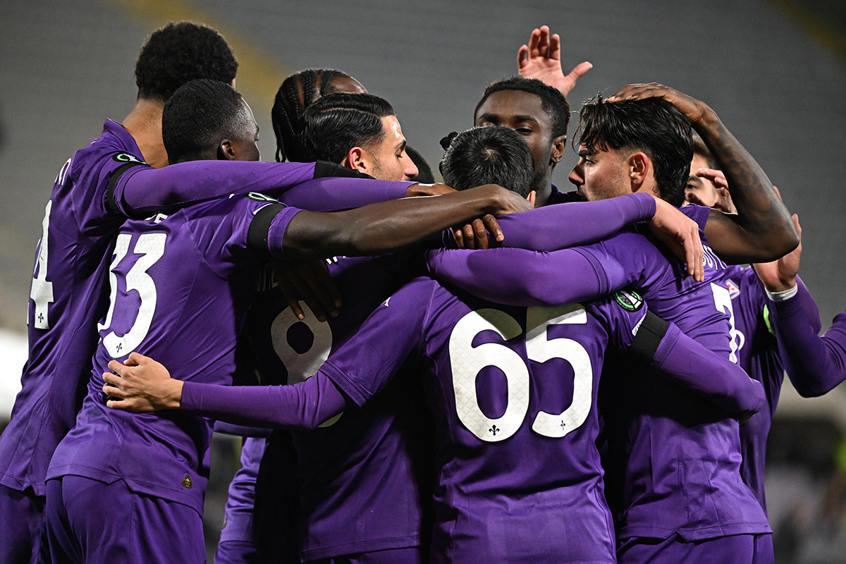 Fiorentina, prova a scrivere la storia. In 3.000 da Firenze, Bove ha caricato tutto il gruppo. Tentazione Gud