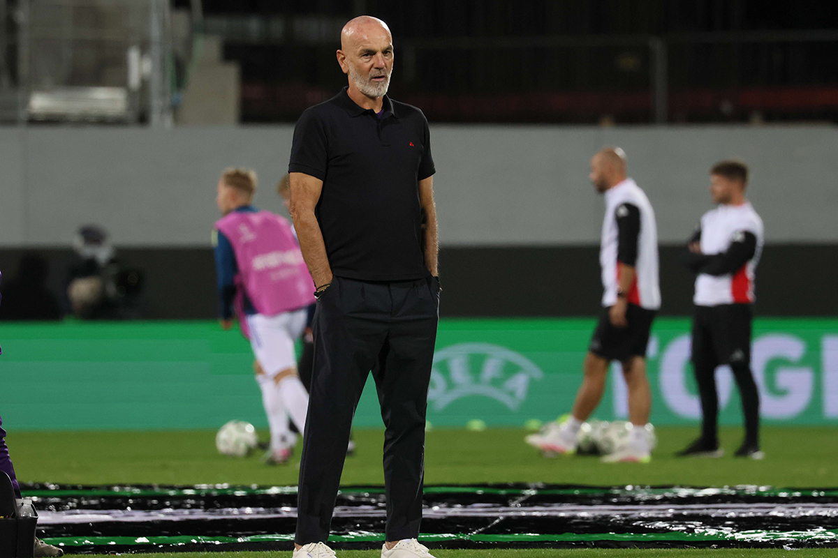 Formazioni a confronto: Pioli sorprende con l’esclusione di Comuzzo, Viti e Gudmundsson