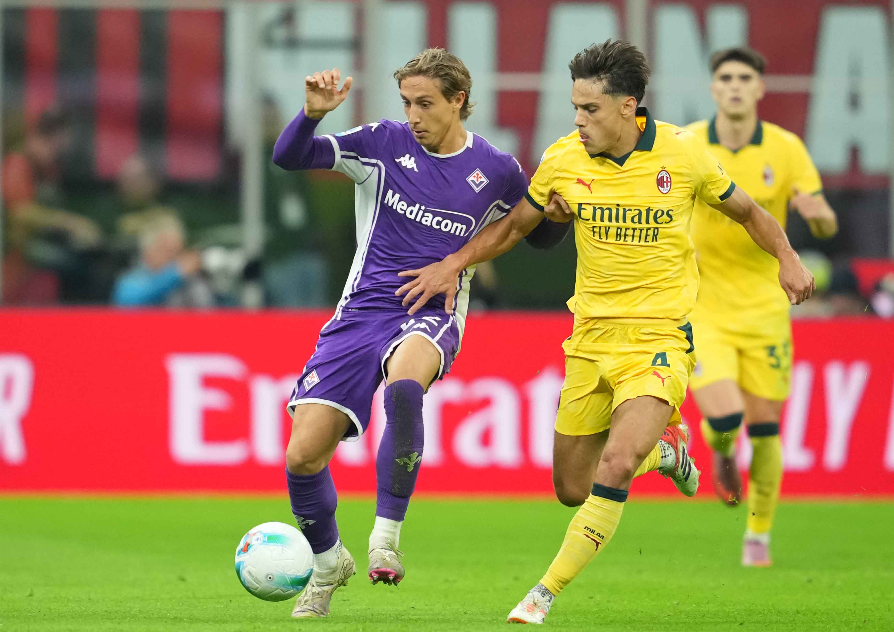 Gazzetta - Milan, vittoria in condizioni estreme. Viola rinunciataria, Dzeko troppo tardi