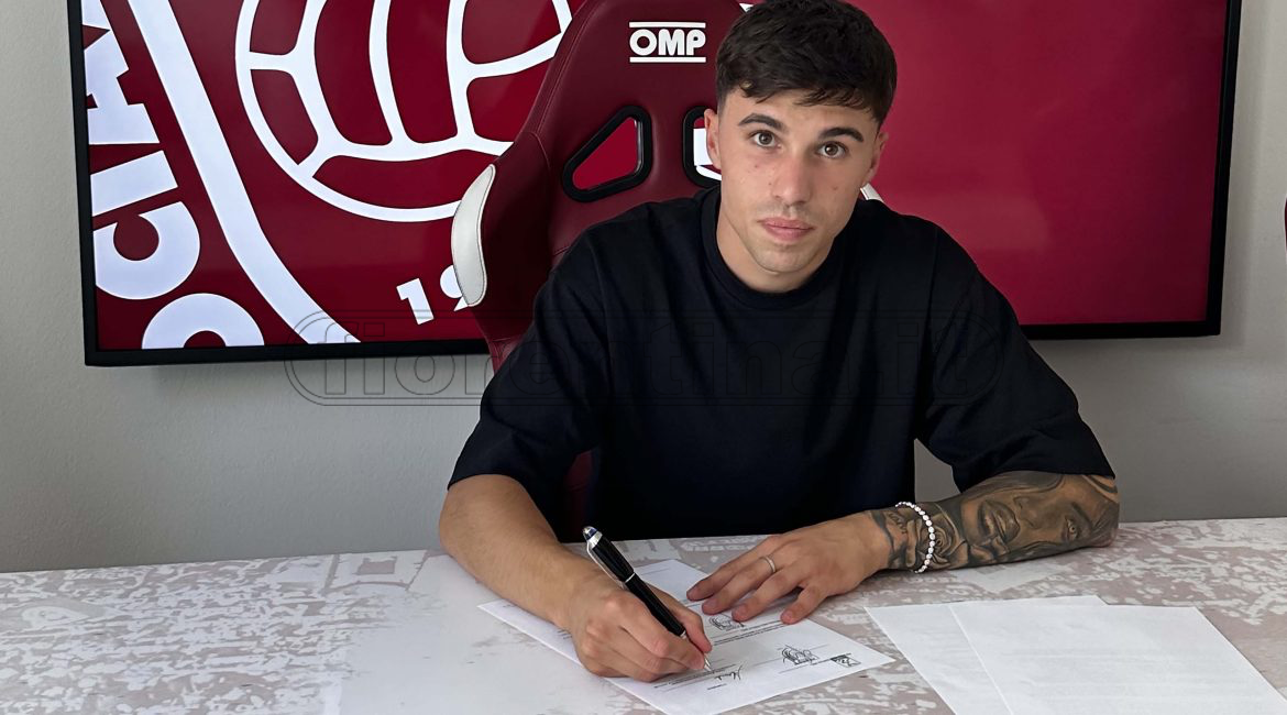 Ufficiale, Bianco ceduto in prestito alla Reggiana