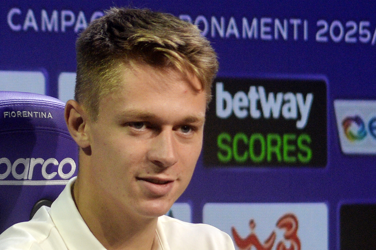 A Nicolussi Caviglia le chiavi del gioco viola: tra Dostoevskij e Guccini, prova a prendersi la Fiorentina