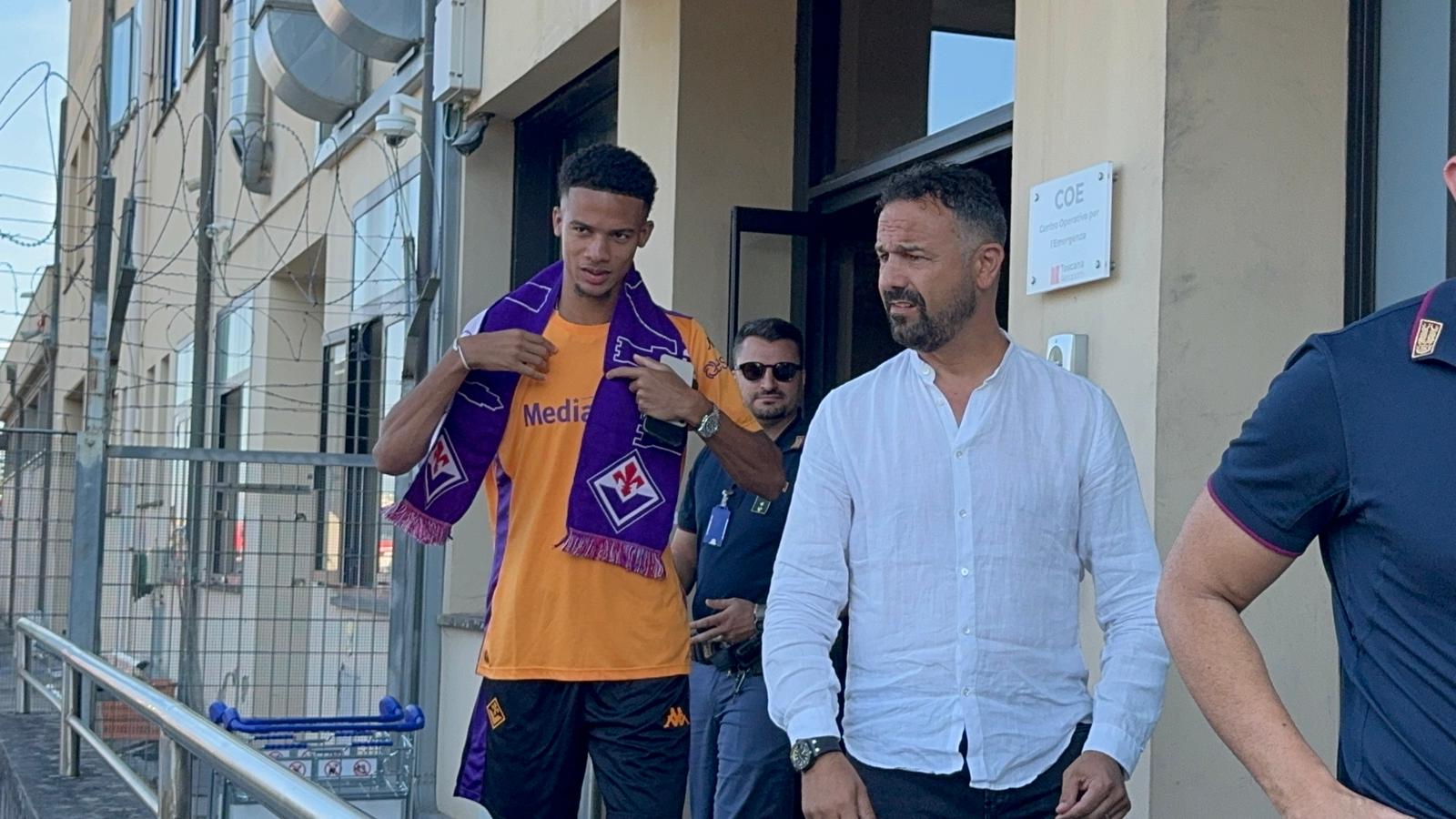 Richardson è a Firenze. Adesso per lui visite e firma con la Fiorentina (FOTO - VIDEO VI.IT)