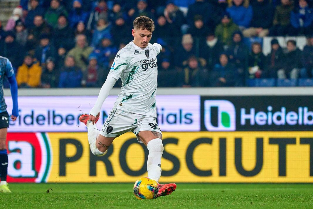 Nazione: Bernabé il preferito per la regia, Sebastiano Esposito l'obiettivo in attacco